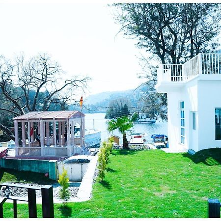 The Periwinkle Homestay Bhimtal Bagian luar foto