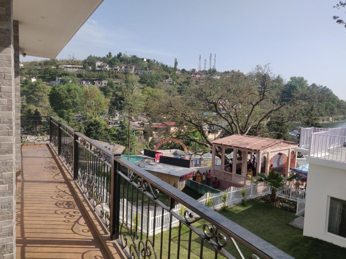 The Periwinkle Homestay Bhimtal Bagian luar foto