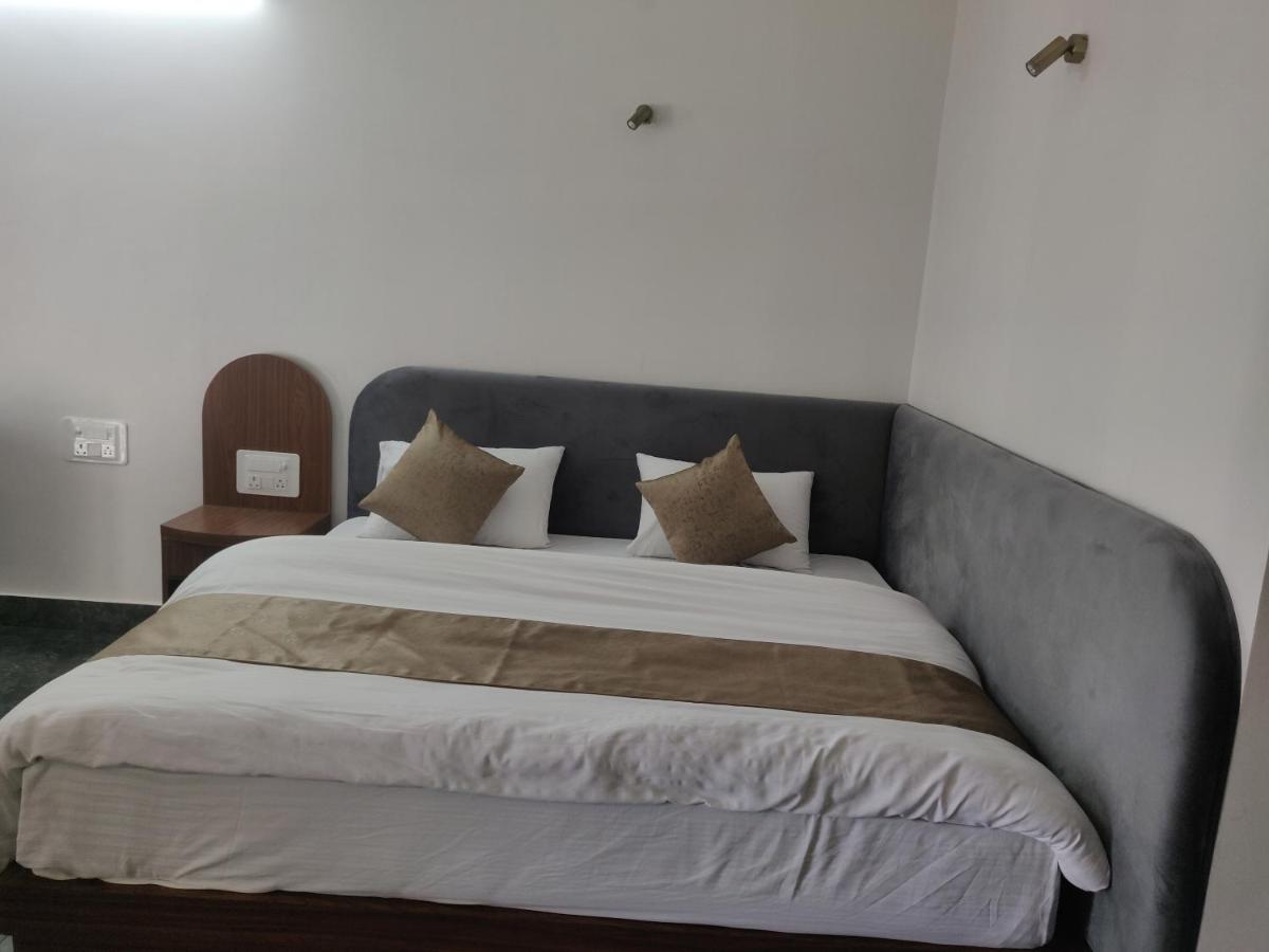 The Periwinkle Homestay Bhimtal Bagian luar foto