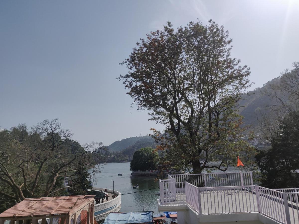 The Periwinkle Homestay Bhimtal Bagian luar foto