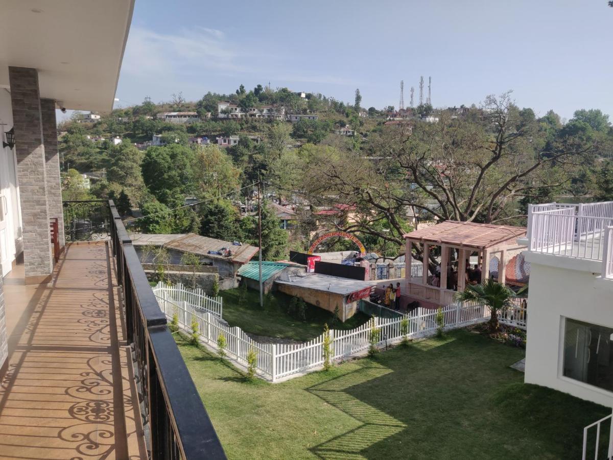 The Periwinkle Homestay Bhimtal Bagian luar foto