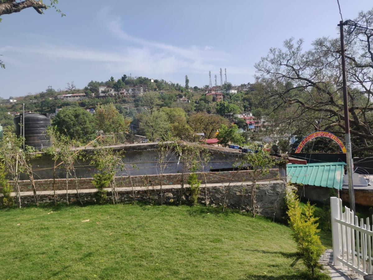 The Periwinkle Homestay Bhimtal Bagian luar foto