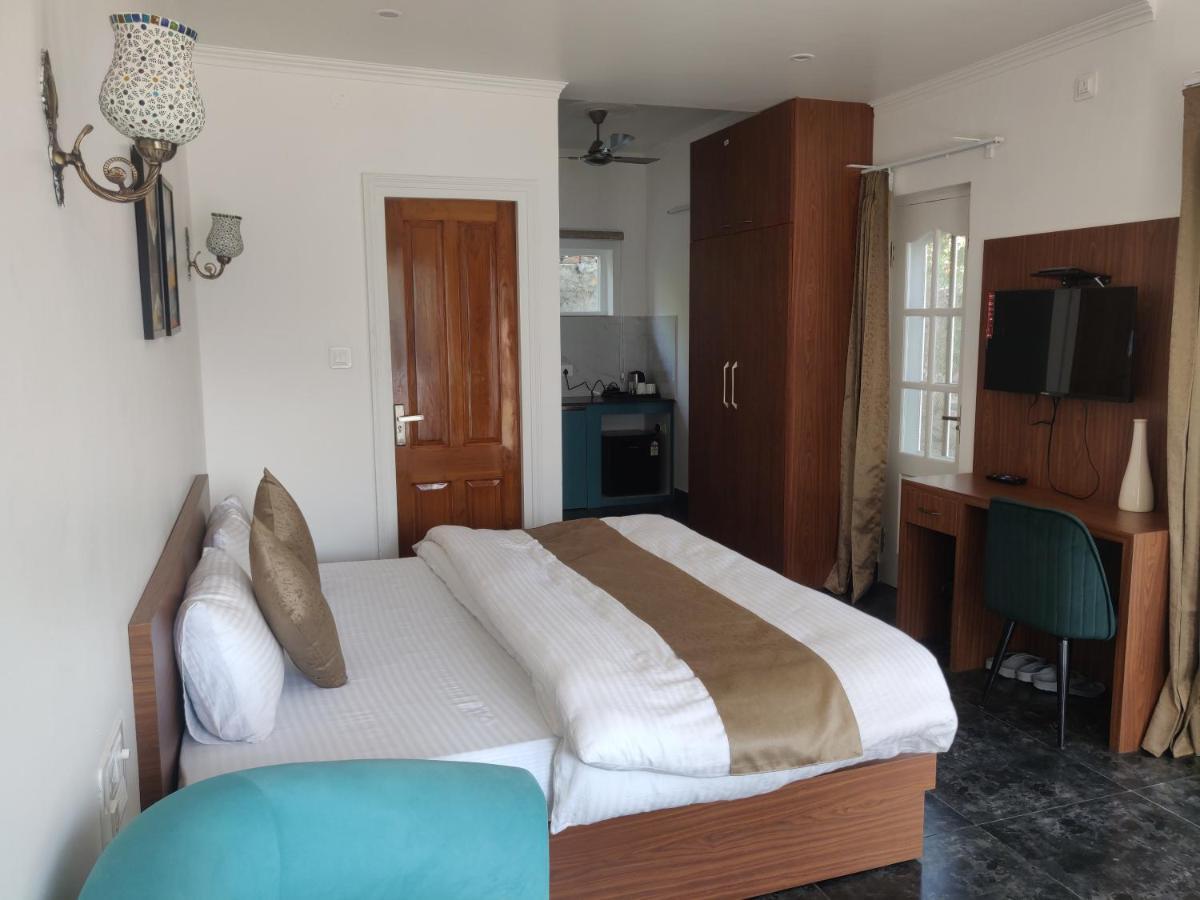 The Periwinkle Homestay Bhimtal Bagian luar foto