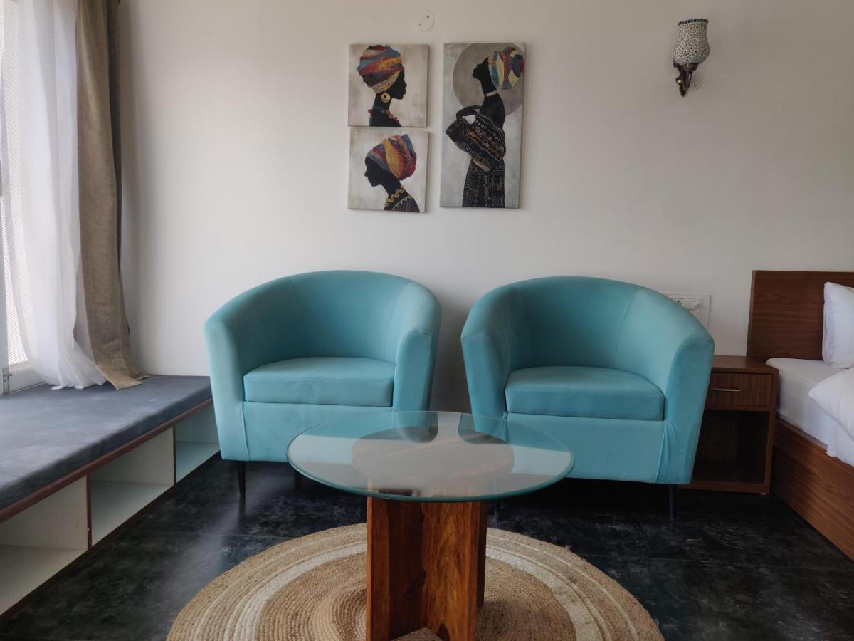 The Periwinkle Homestay Bhimtal Bagian luar foto