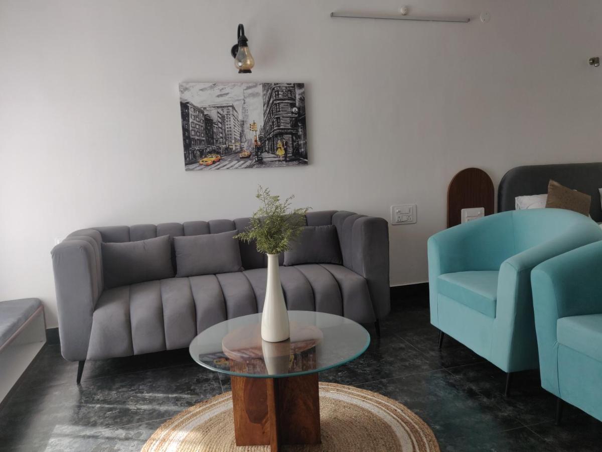 The Periwinkle Homestay Bhimtal Bagian luar foto