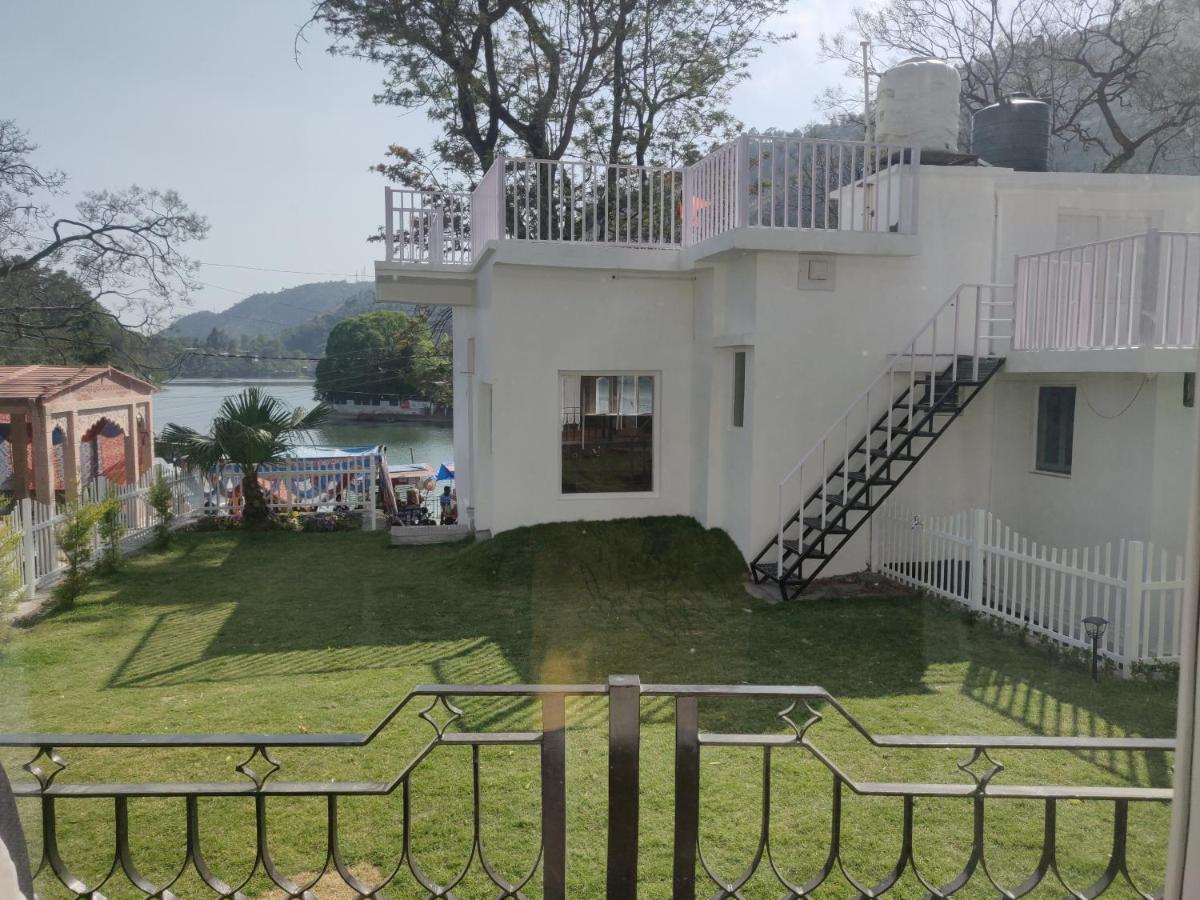 The Periwinkle Homestay Bhimtal Bagian luar foto