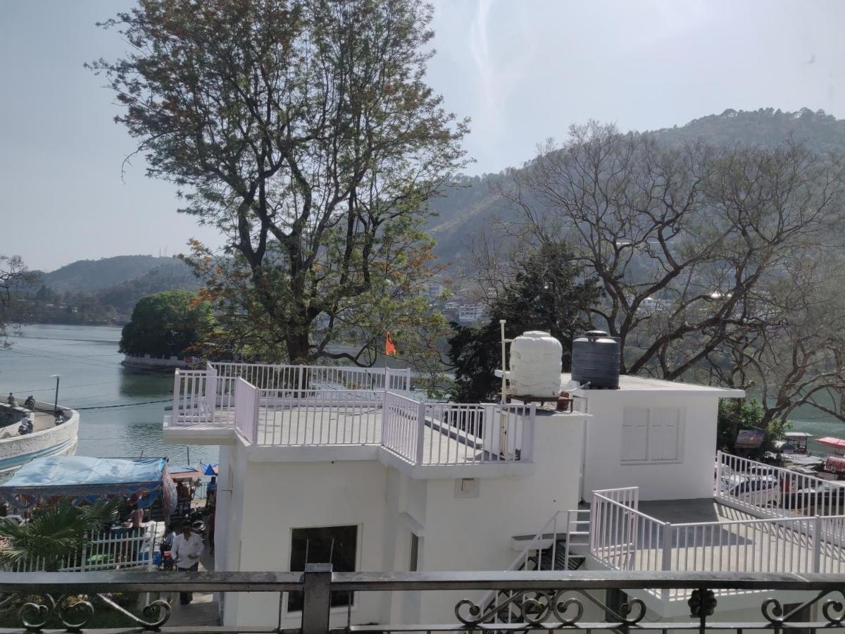 The Periwinkle Homestay Bhimtal Bagian luar foto