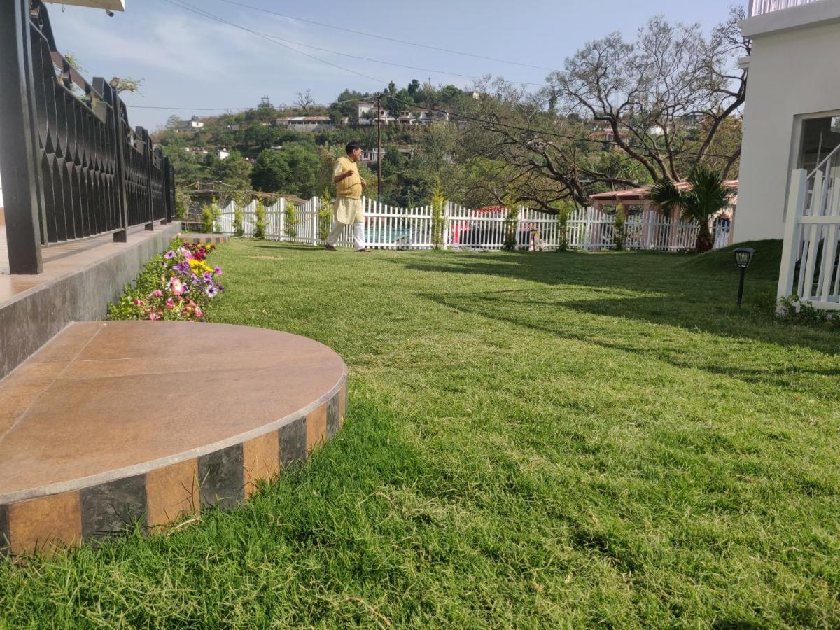 The Periwinkle Homestay Bhimtal Bagian luar foto
